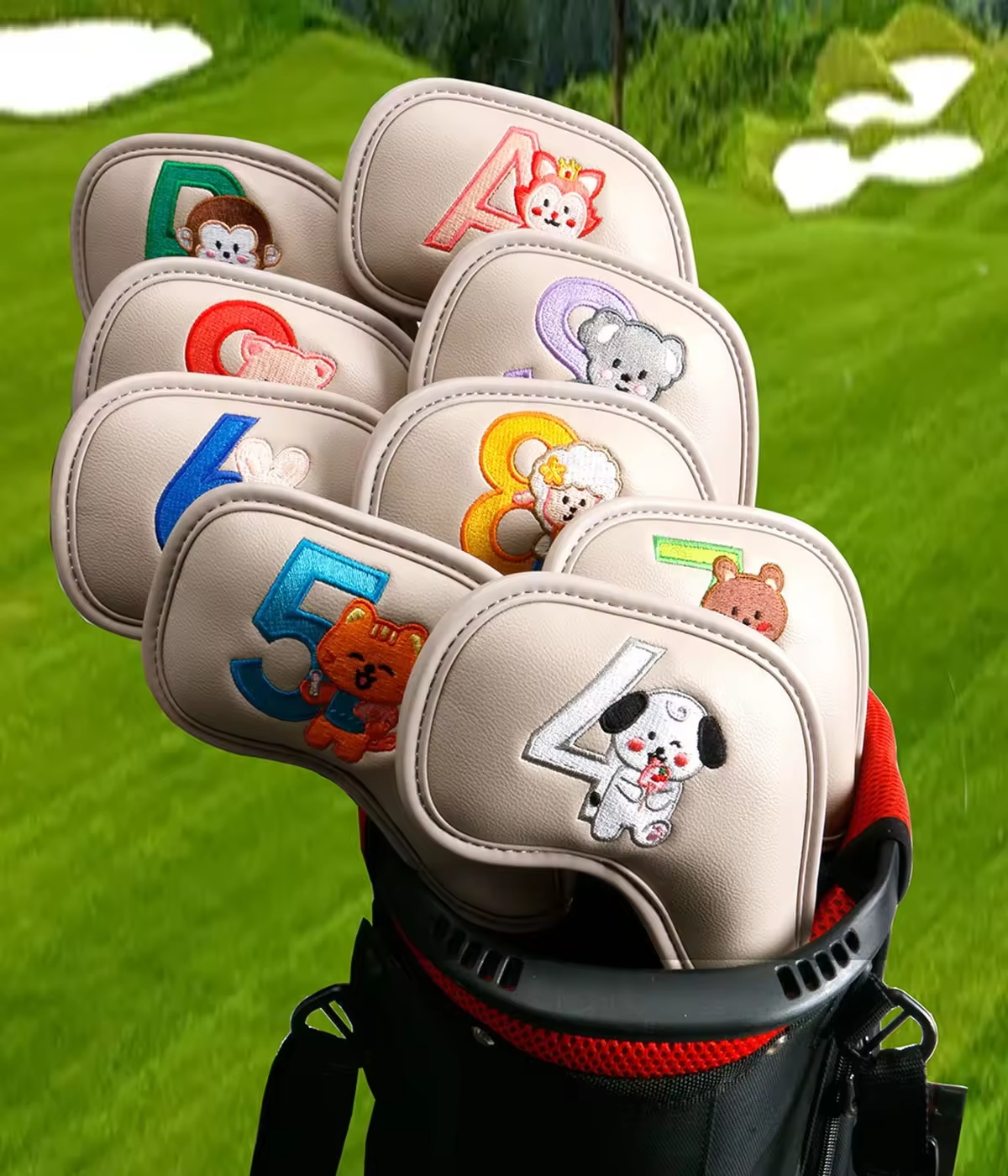 9個入りのかわいい漫画風動物ゴルフアイアンヘッドカバー、PU - Golf Equipment Nearby のレビューと価格